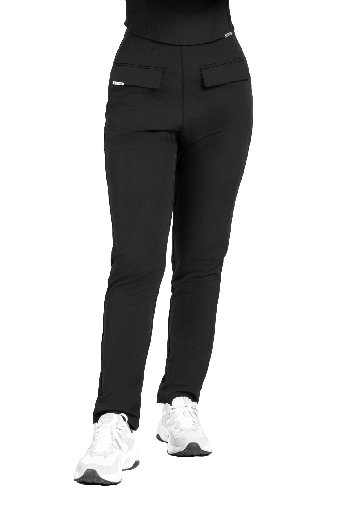 Black / M