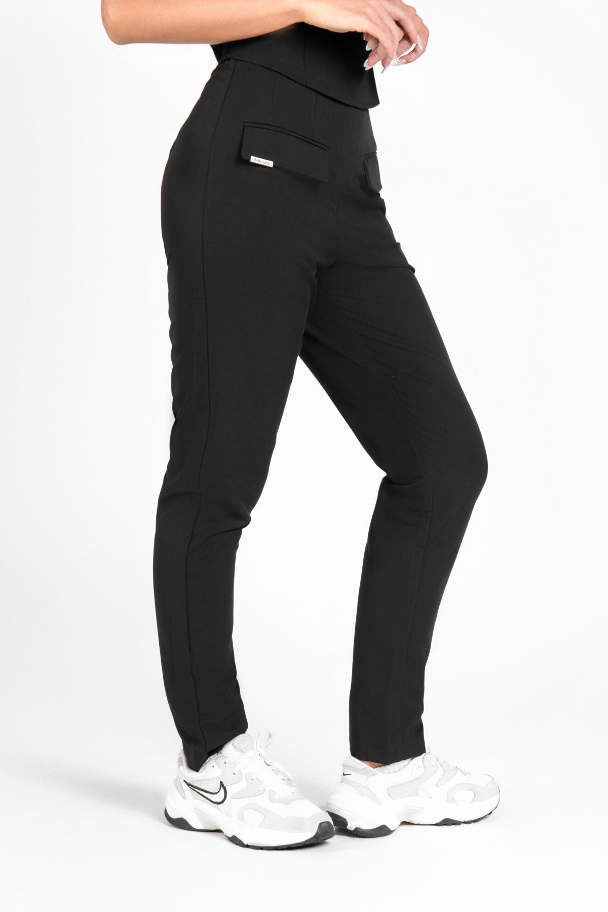 Elevate Women's Dual-Pocket Trousers