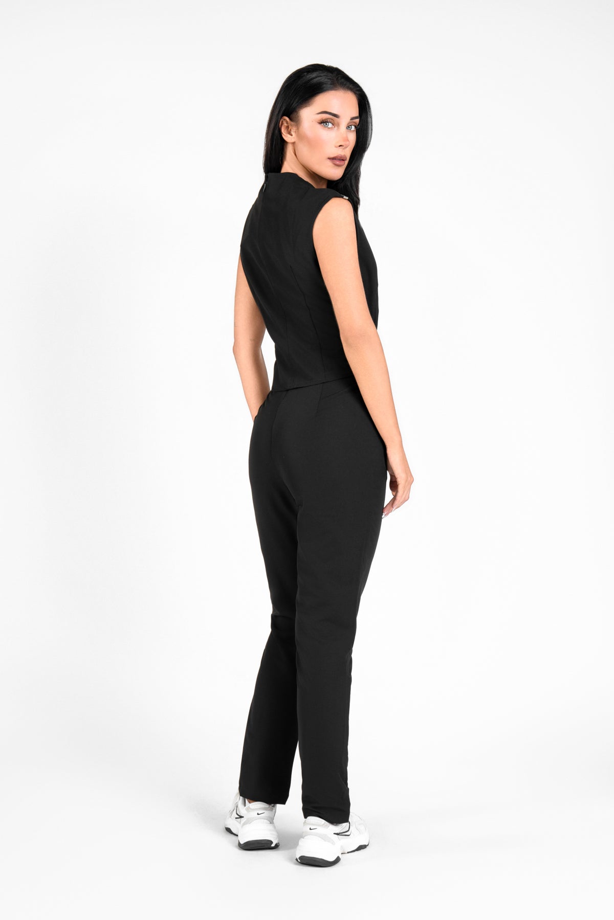 Elevate Women's Dual-Pocket Trousers