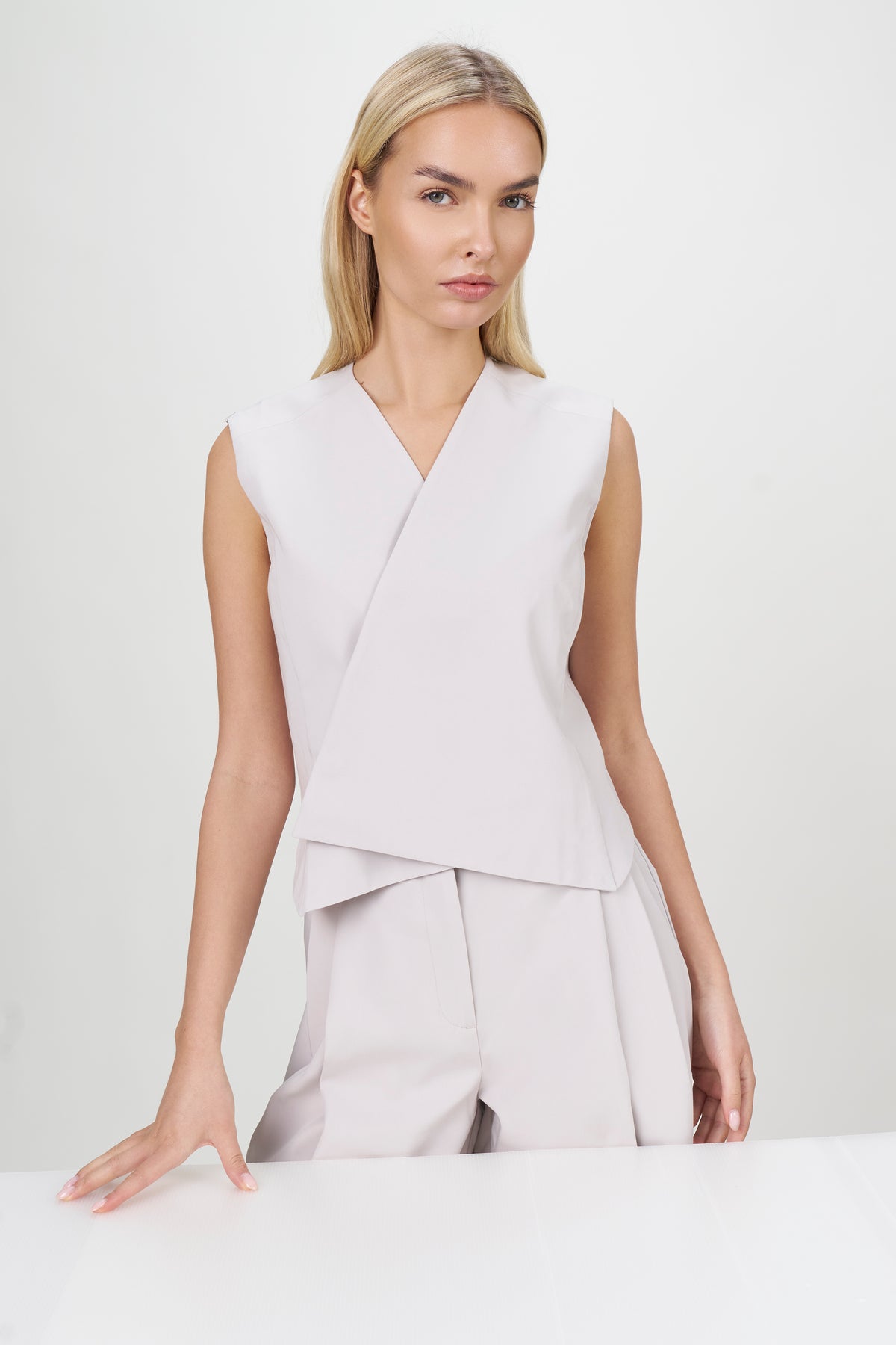 Yuzu Women's Scrub Waist Coat