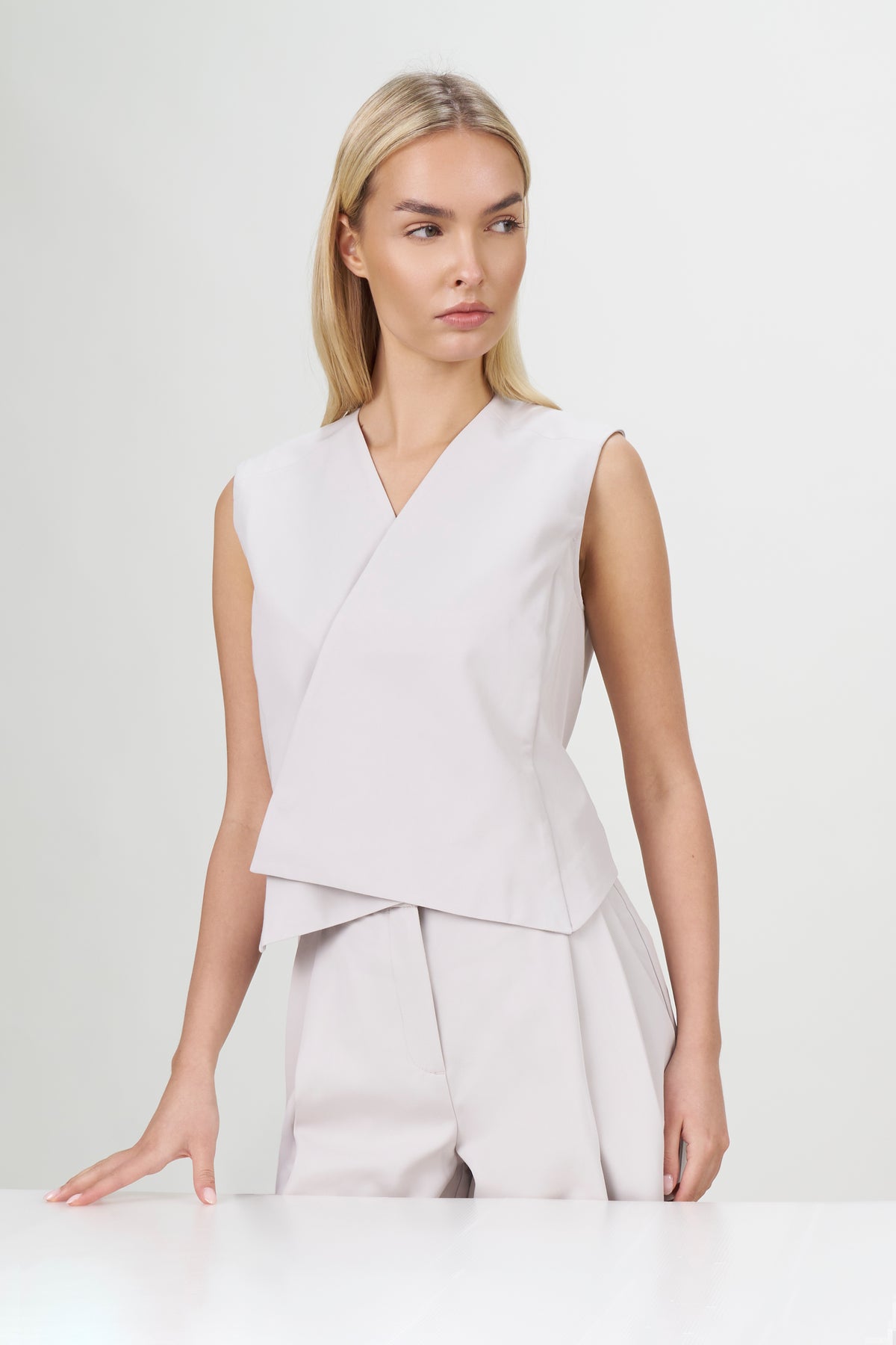 Yuzu Women's Scrub Waist Coat