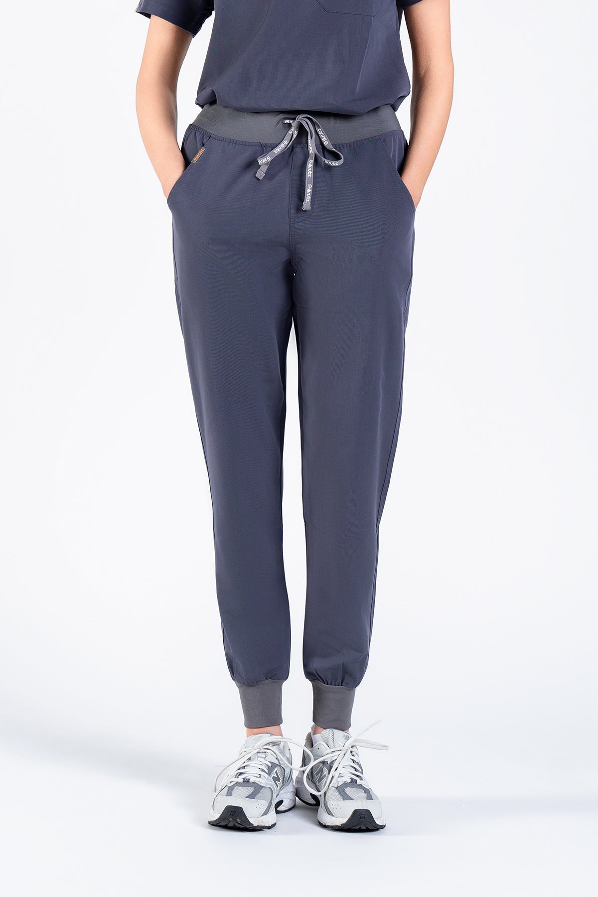 Yugen Womens Jogger Scrub pants