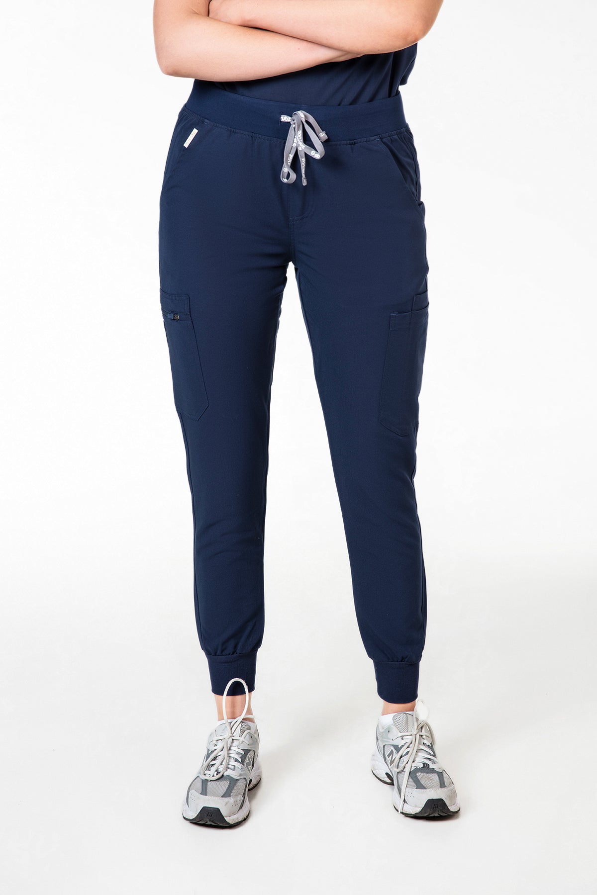 Akari 10 Pocket Jogger Scrub Pants Womens