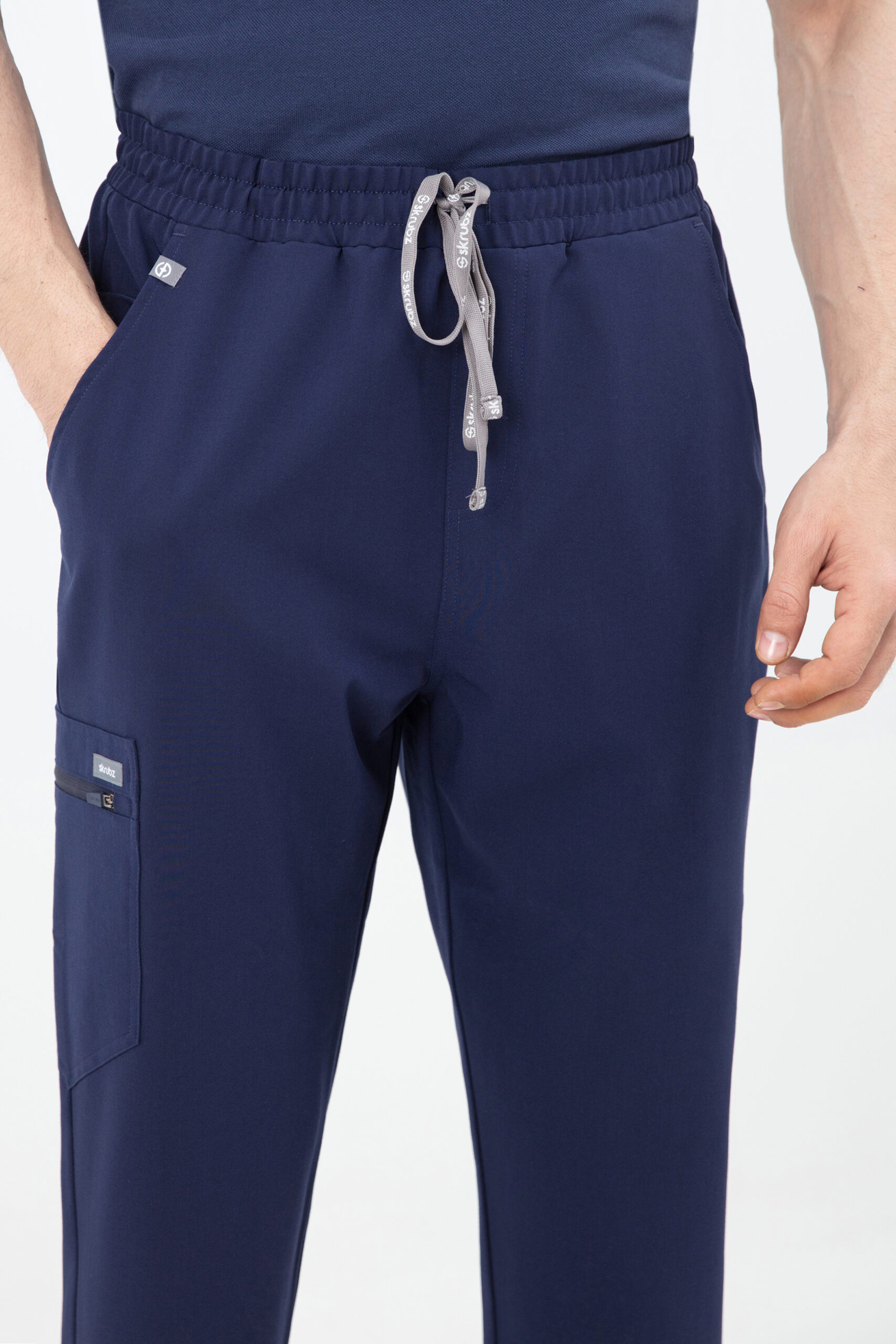 Wholesale Customized Men's 6 Six-Pocket Jogging Pants with Logo - China  Pants and Outdoor Pants price | Made-in-China.com