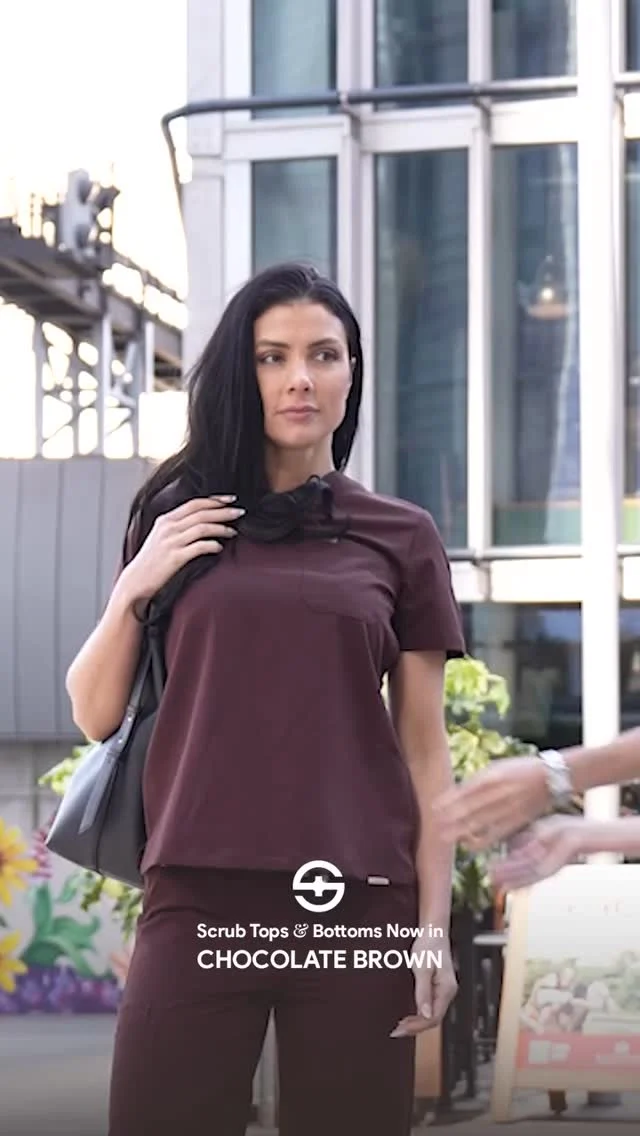 Chocolate Brown scrubs @skrubsoffical
#scrubs  #medicalUniform #skrubz  #chocolate #scrubstyle